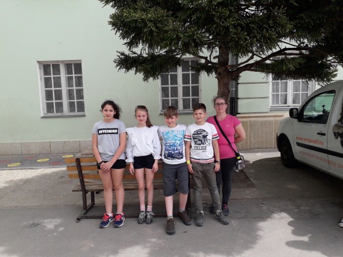 Leírás: C:\Users\Anonymus\Documents\Picur\2019.Szeged\20190426_133356.jpg